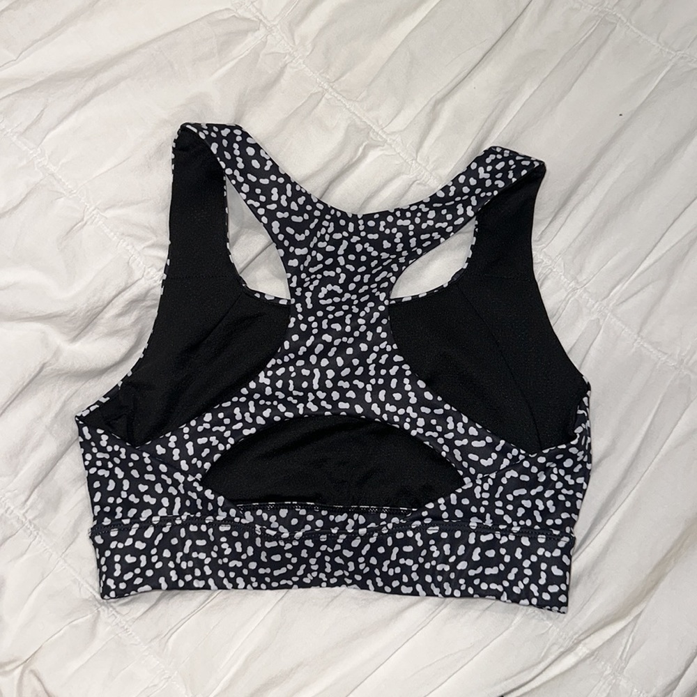 Two Piece Workout Set - Picture 3 of 4